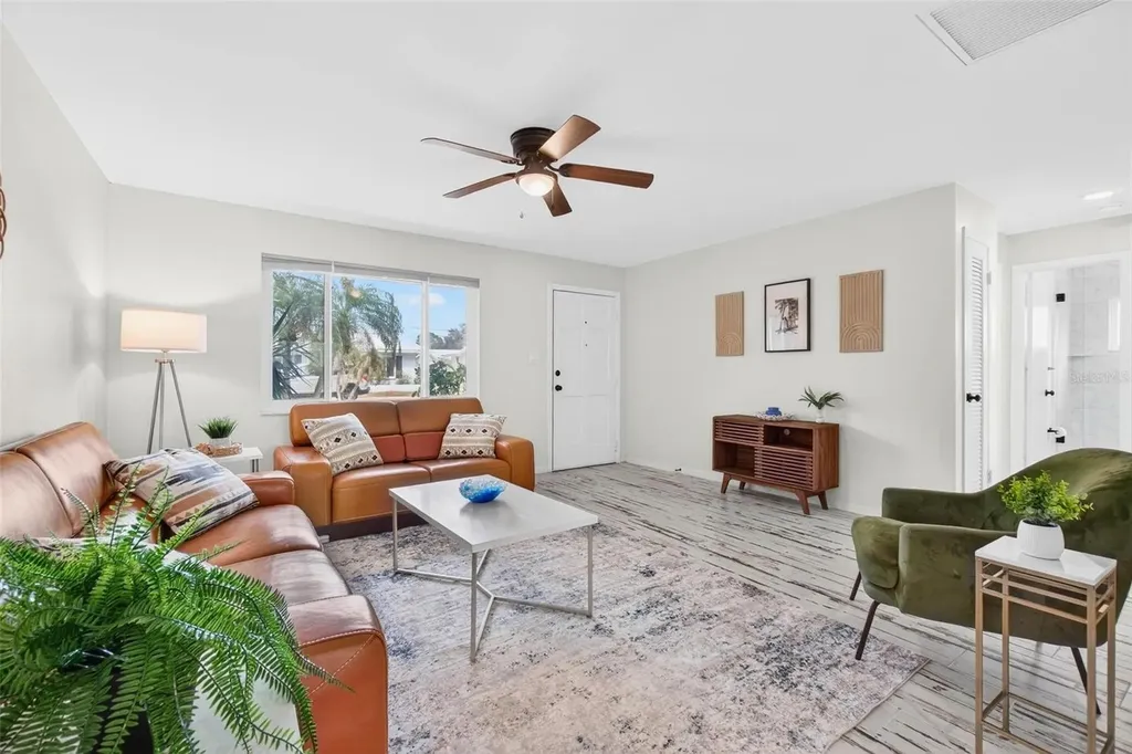 14198 89th Avenue Seminole FL 33776