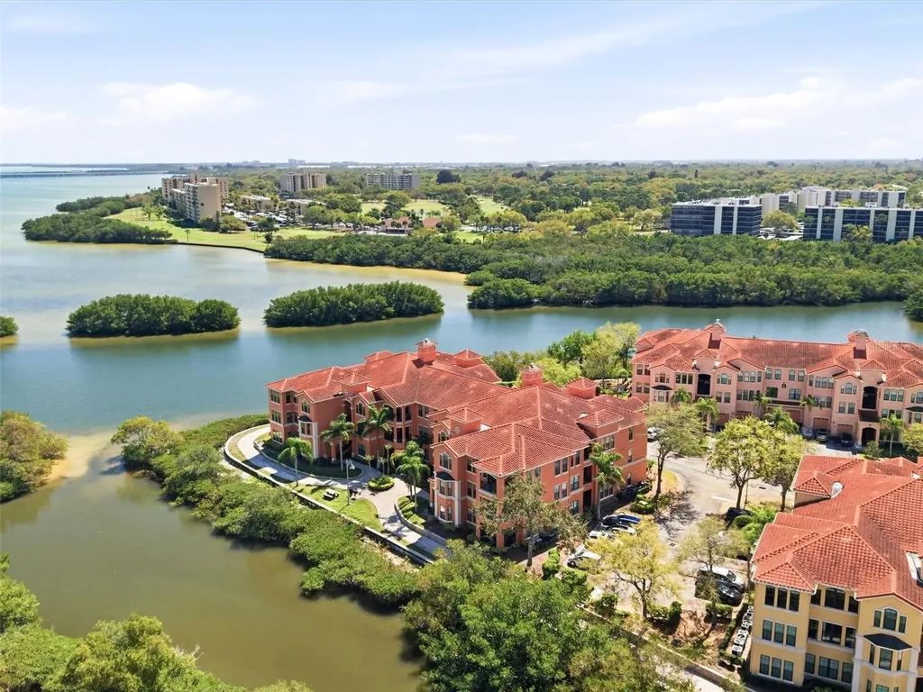 2732 Via Murano Clearwater FL 33764