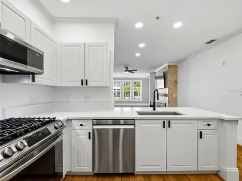 2732 Via Murano Clearwater FL 33764