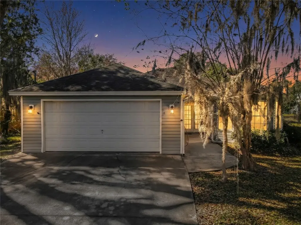 1606 Center Street Deland FL 32720