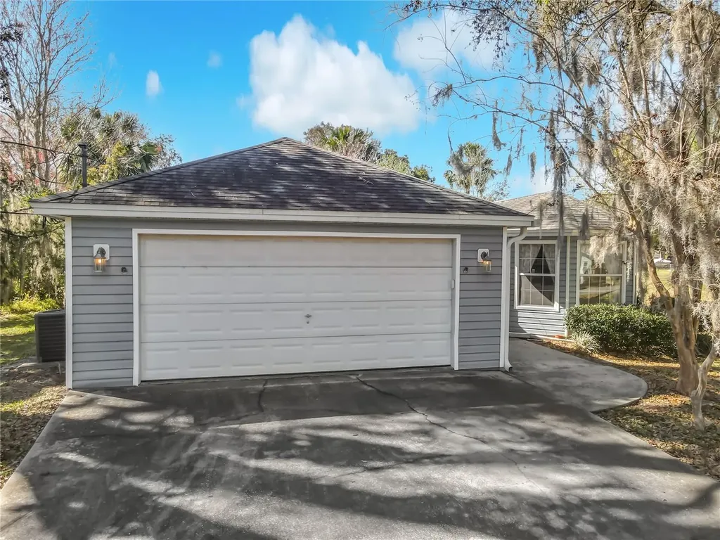 1606 Center Street Deland FL 32720