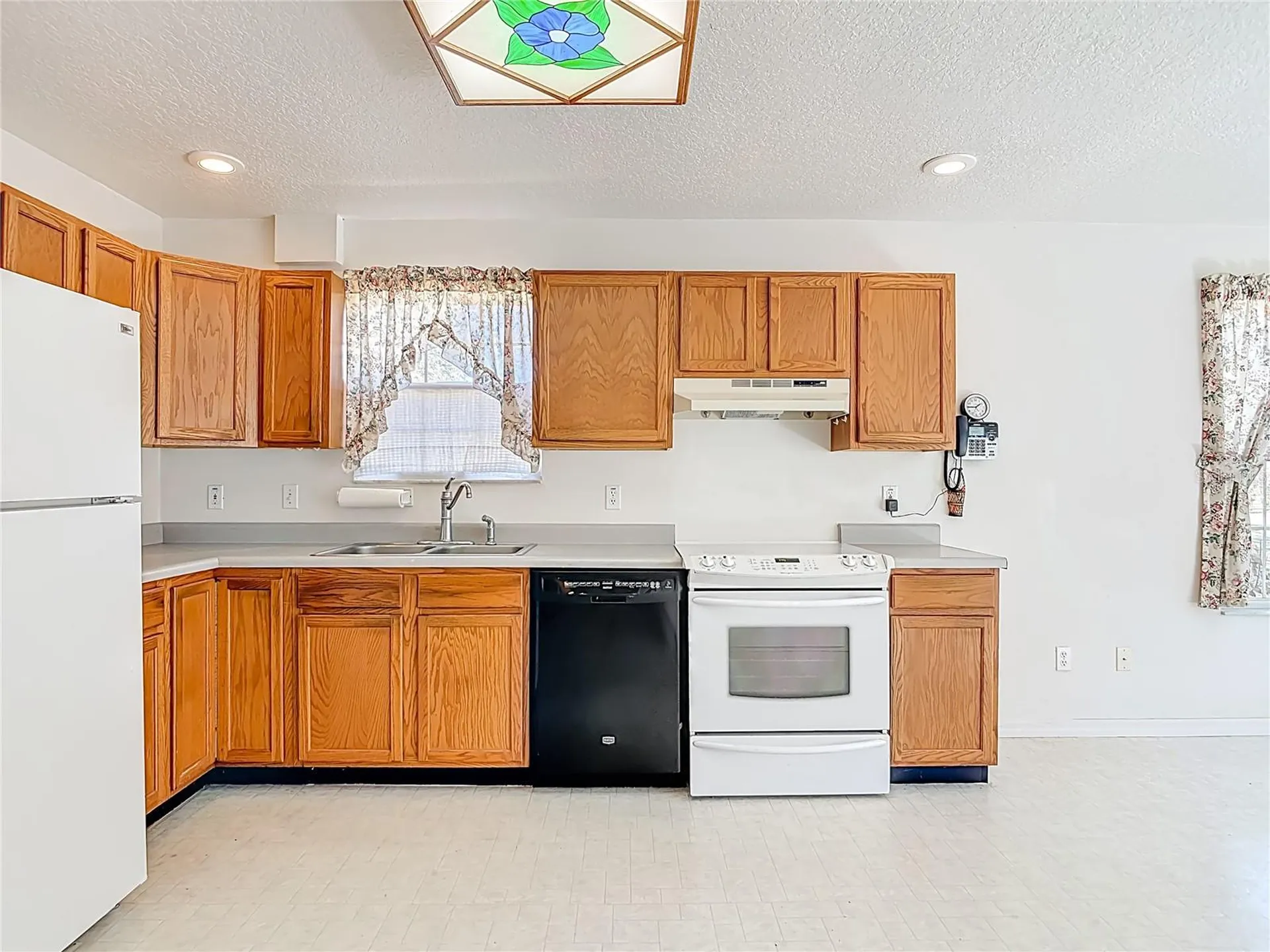 1606 Center Street Deland FL 32720