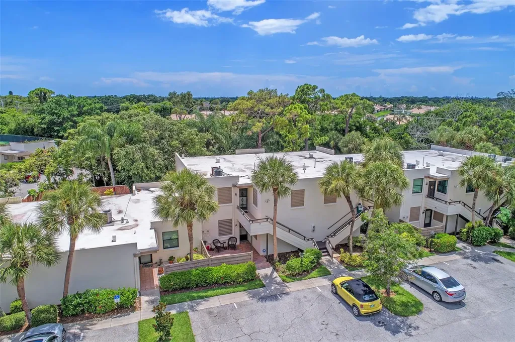 346 Springdale Drive W Bradenton FL 34210