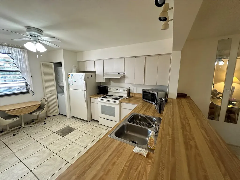 346 Springdale Drive W Bradenton FL 34210