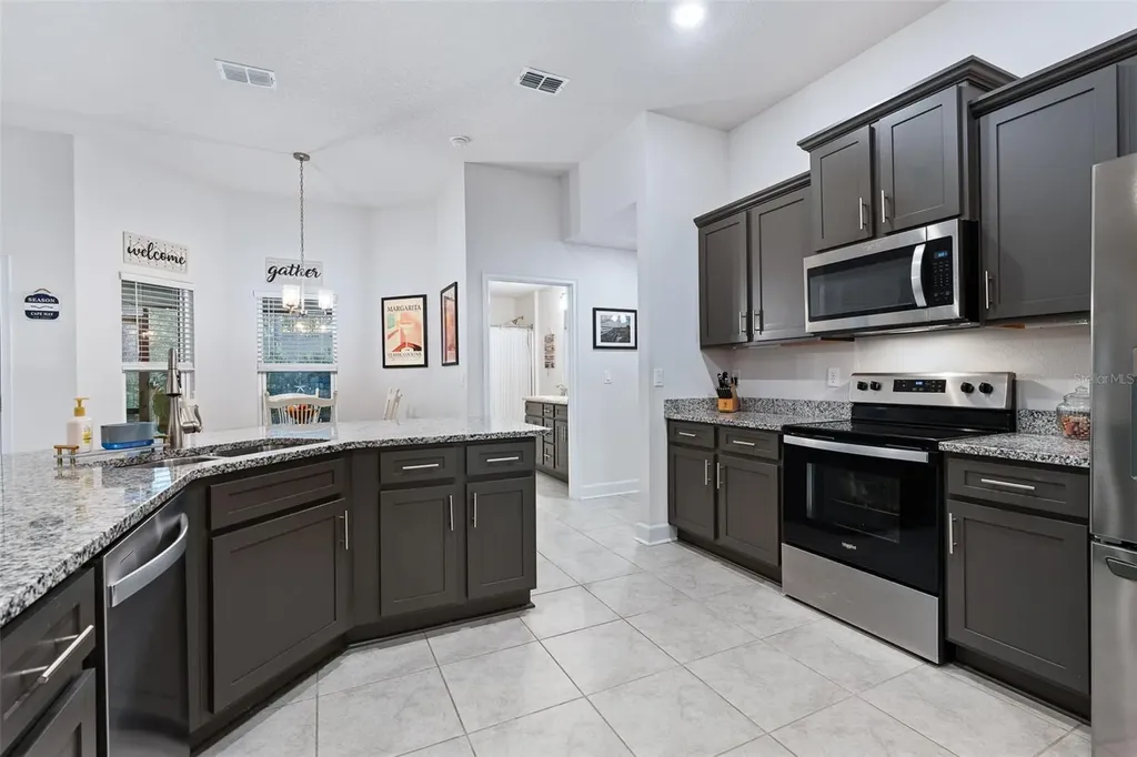 36 Slumber Path Palm Coast FL 32164