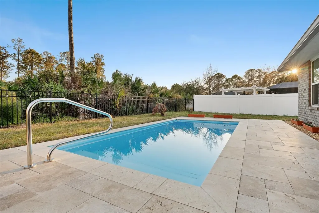 36 Slumber Path Palm Coast FL 32164
