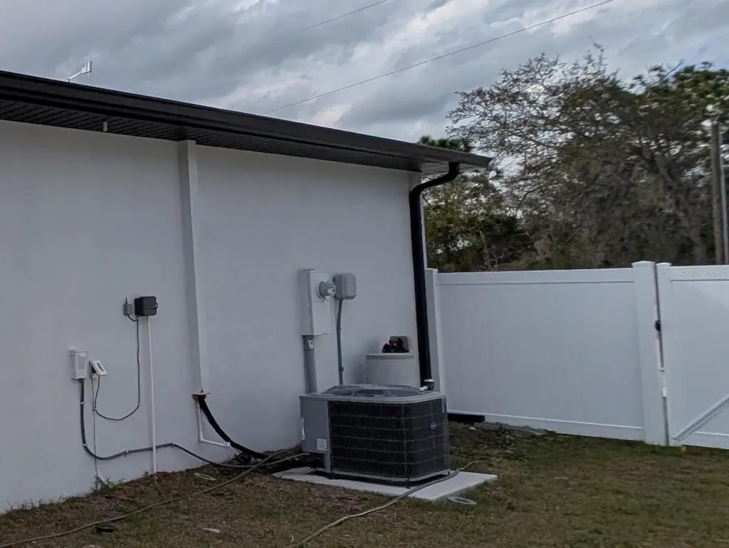400 Miami Way Poinciana FL 34759