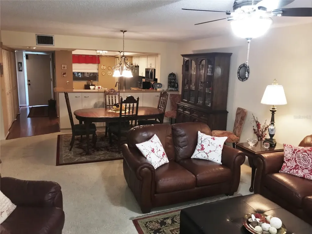 577 Lakeside Drive Bradenton FL 34210