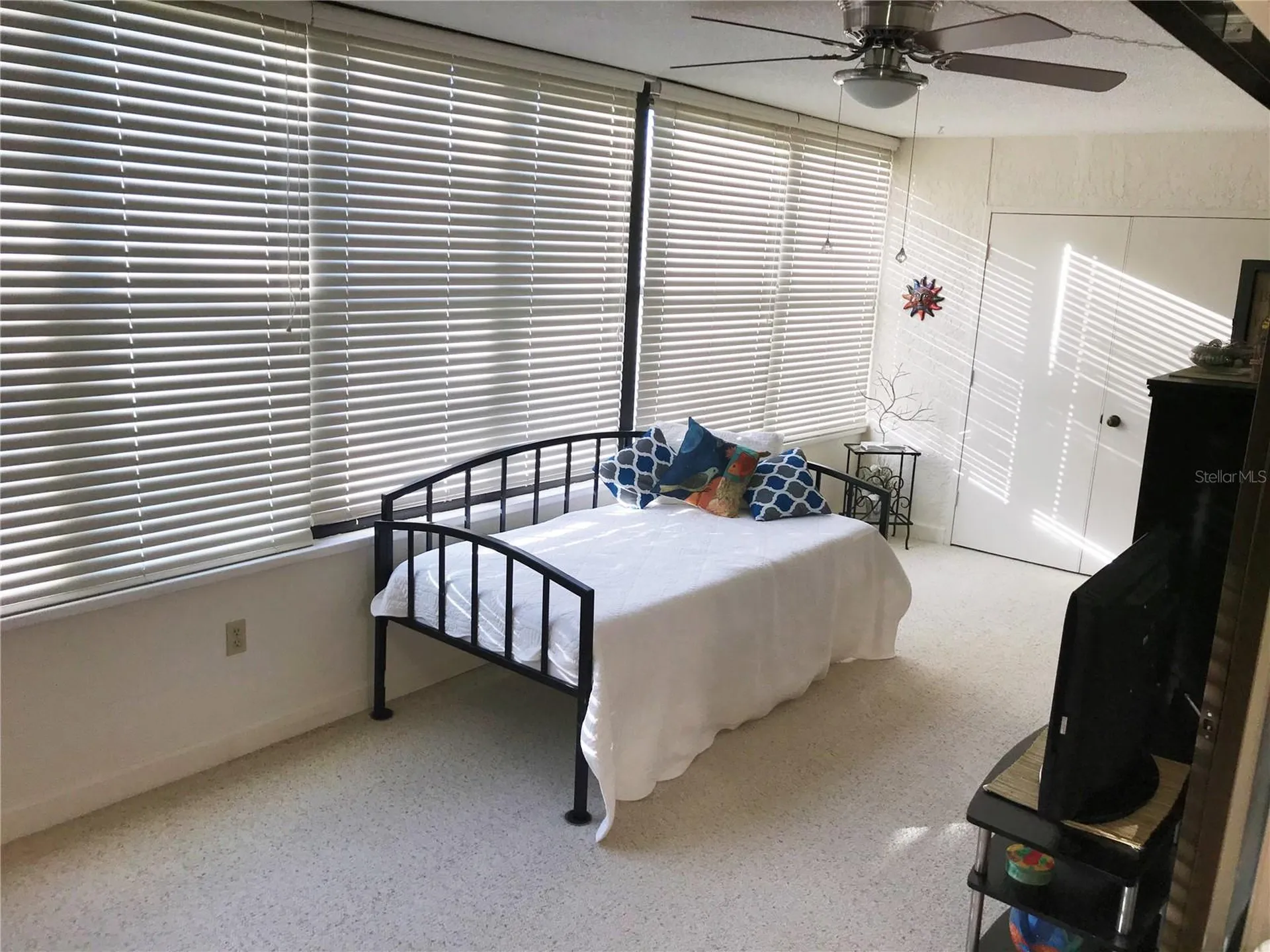 577 Lakeside Drive Bradenton FL 34210