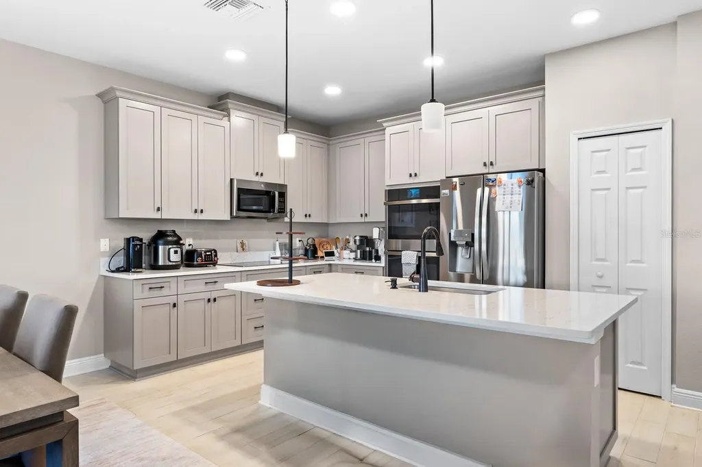 31795 Asbury Avenue Wesley Chapel FL 33545