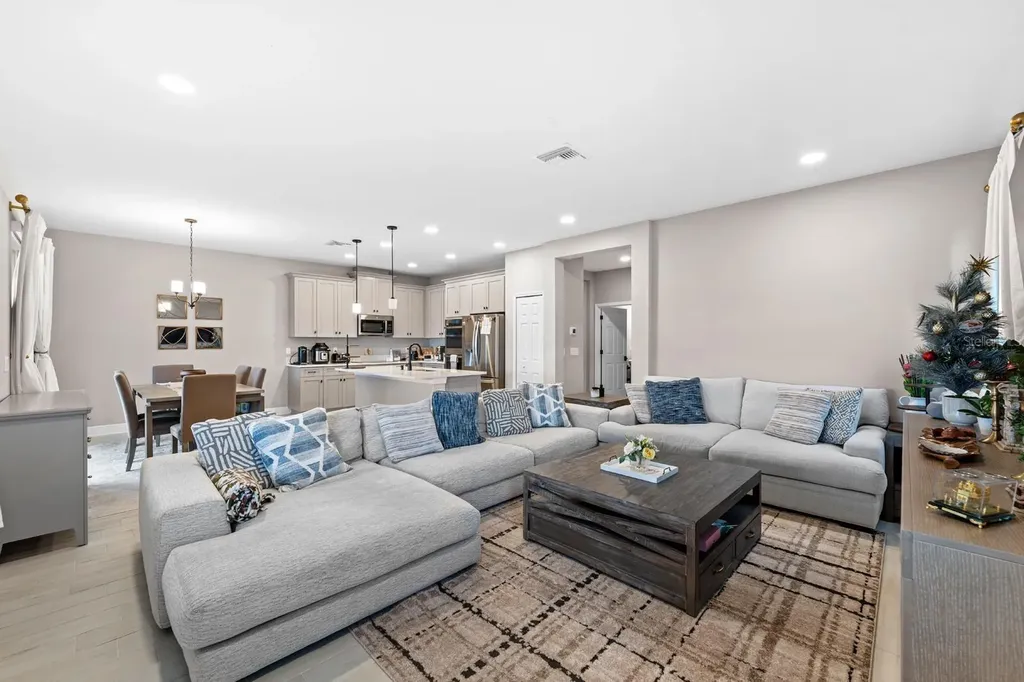 31795 Asbury Avenue Wesley Chapel FL 33545