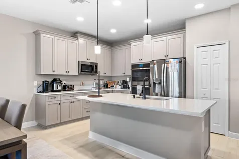31795 Asbury Avenue Wesley Chapel FL 33545