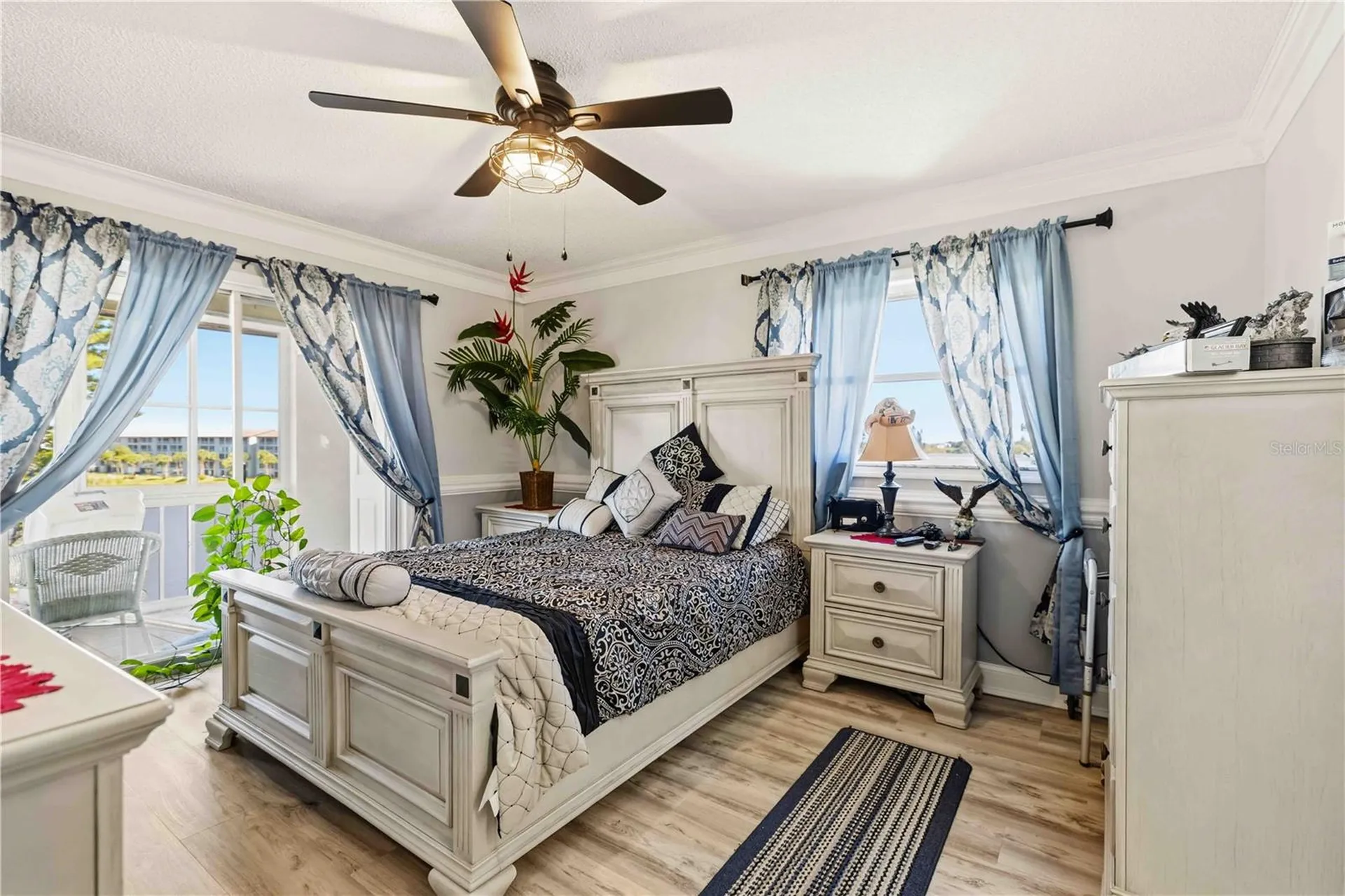3983 Lake Bayshore Drive Bradenton FL 34205