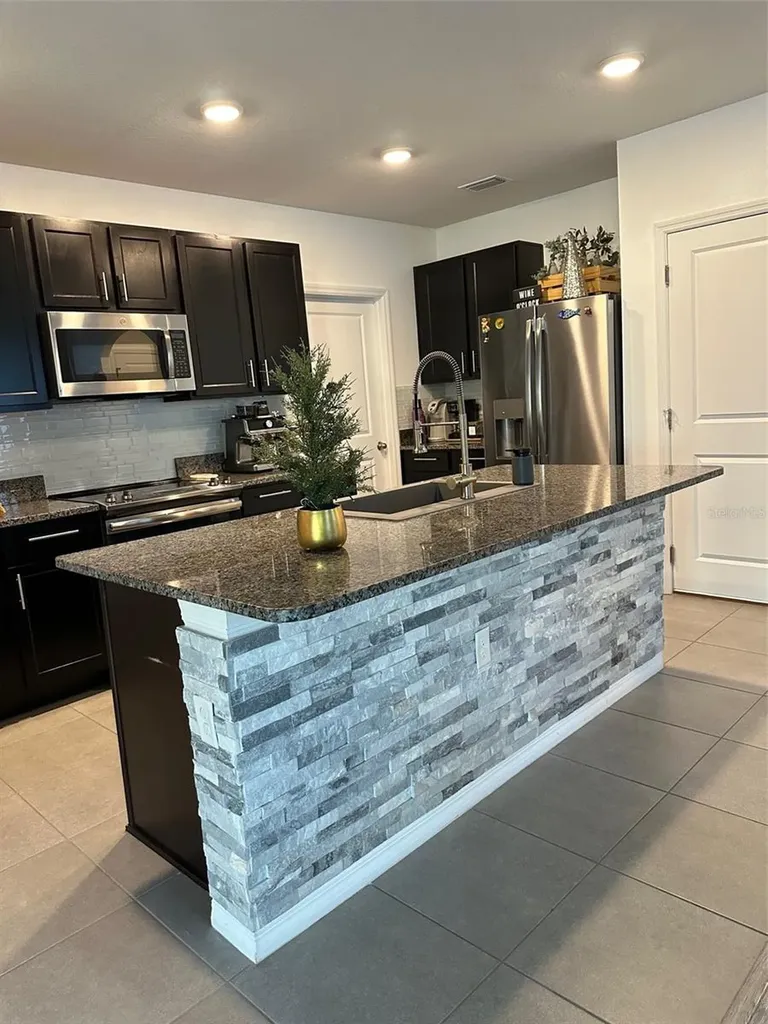 11167 Leland Groves Drive Riverview FL 33579