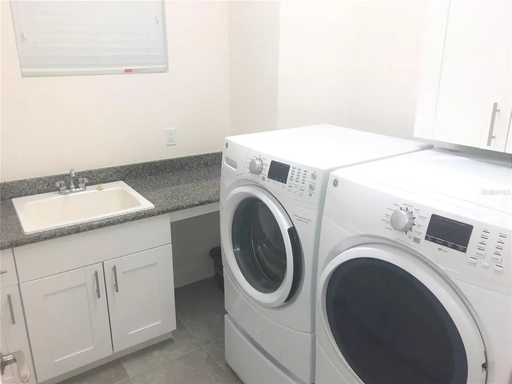 7710 34th Avenue W Bradenton FL 34209