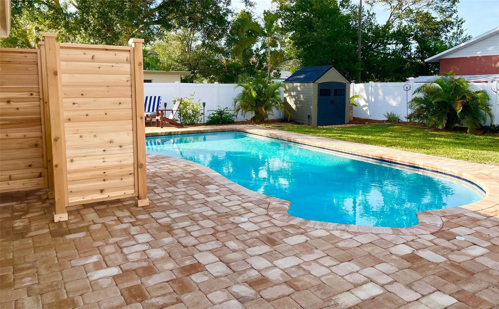 604 7th Avenue SW Largo FL 33770