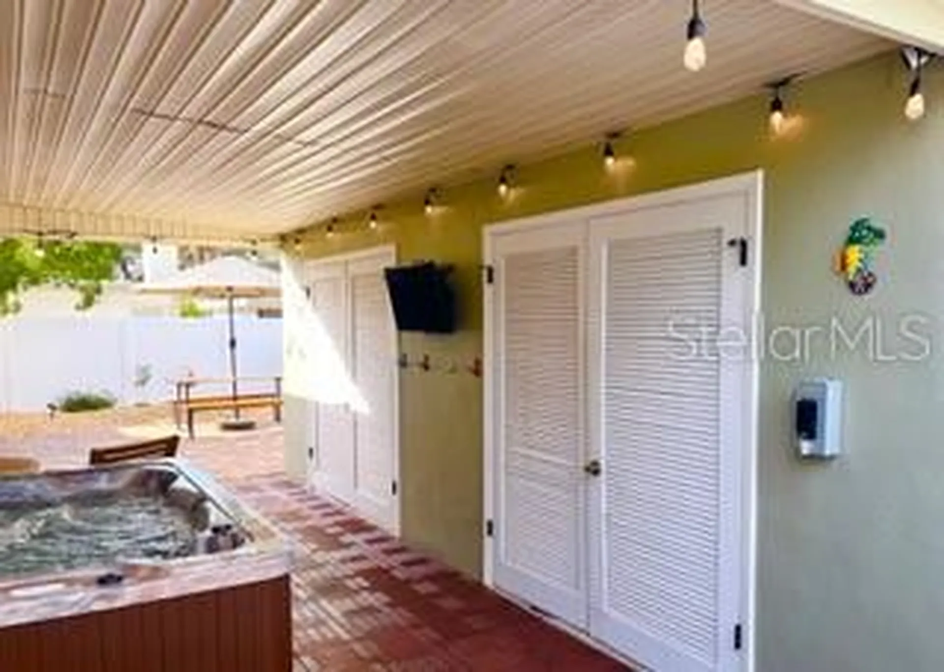 604 7th Avenue SW Largo FL 33770