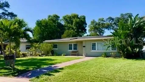604 7th Avenue SW Largo FL 33770