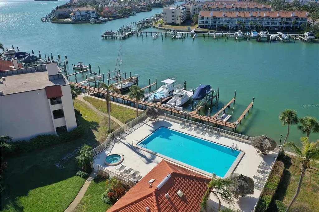 106 1st Street E St Petersburg FL 33715