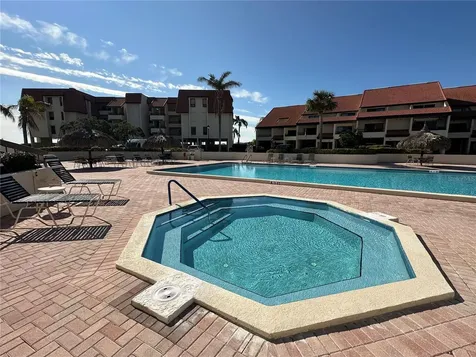 106 1st Street E St Petersburg FL 33715