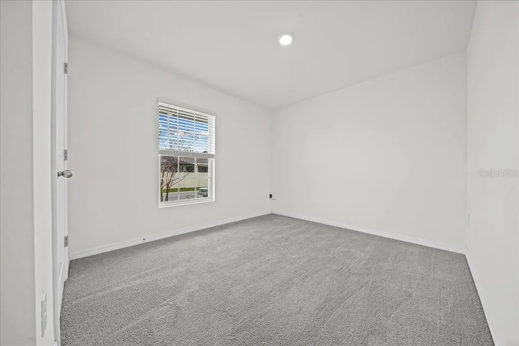 8471 Clearway Drive Wildwood FL 34785