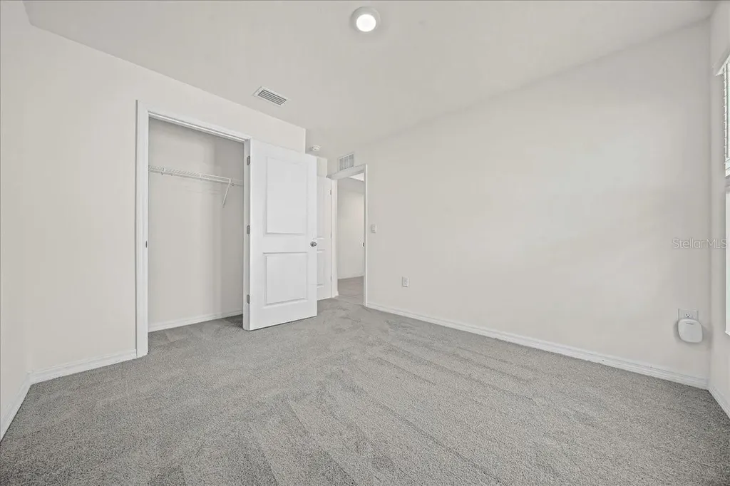 8471 Clearway Drive Wildwood FL 34785