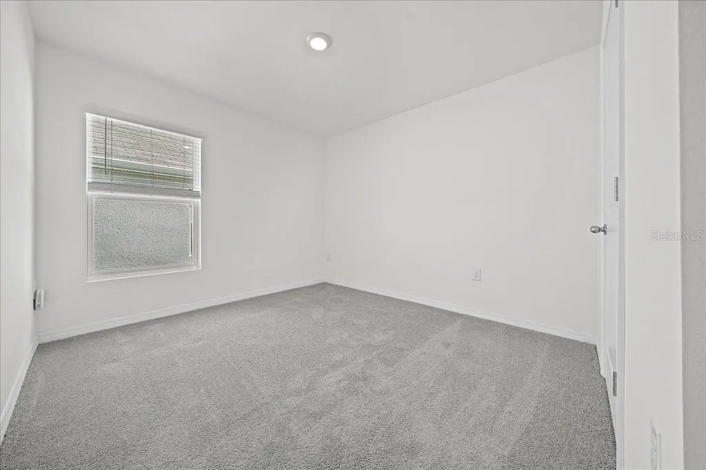 8471 Clearway Drive Wildwood FL 34785
