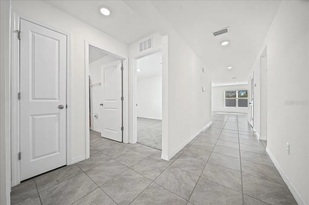 8471 Clearway Drive Wildwood FL 34785