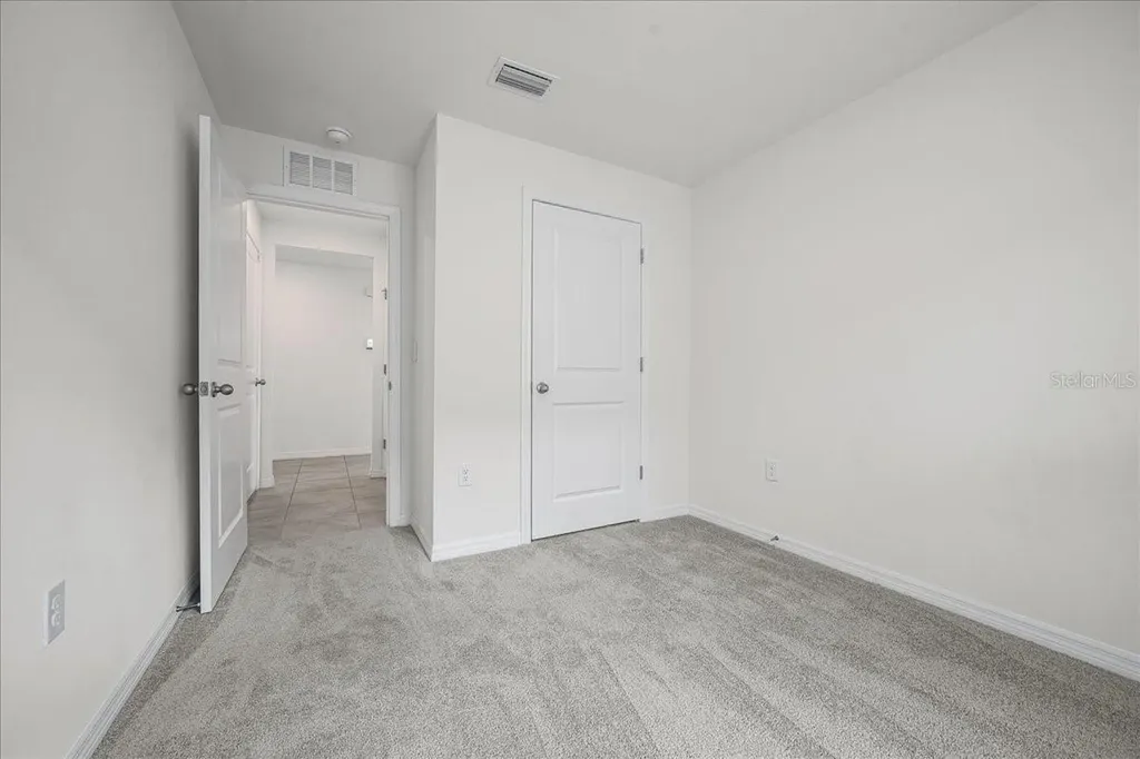 8471 Clearway Drive Wildwood FL 34785