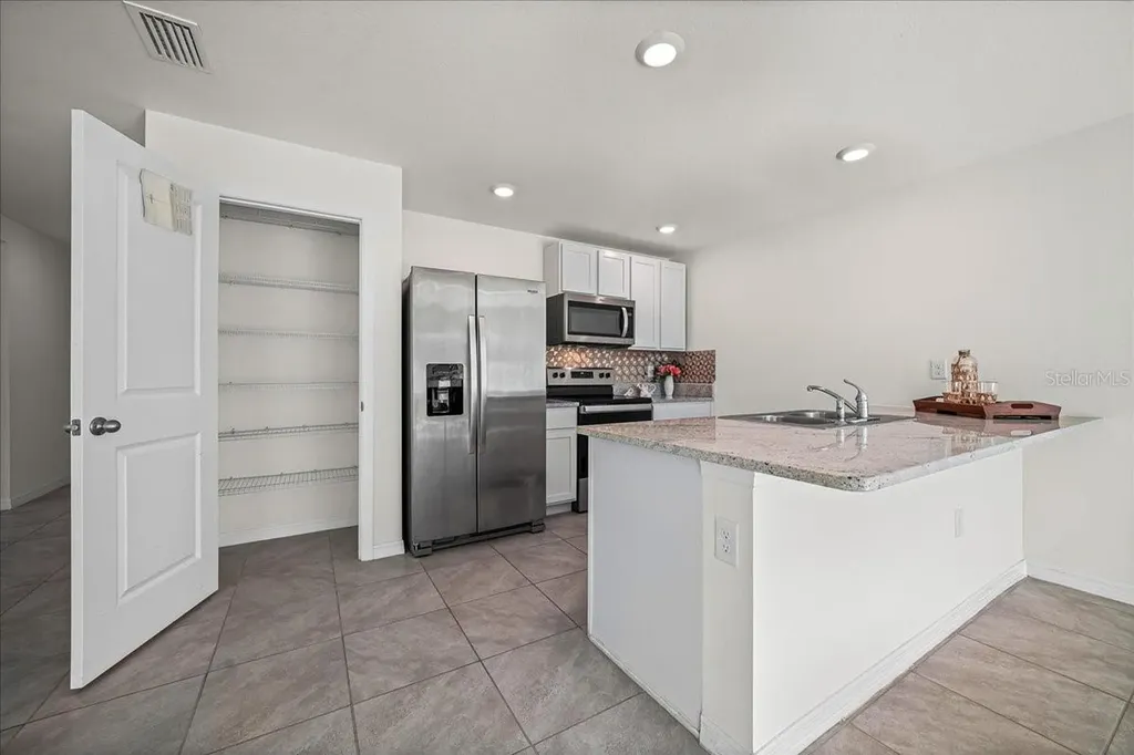 8471 Clearway Drive Wildwood FL 34785