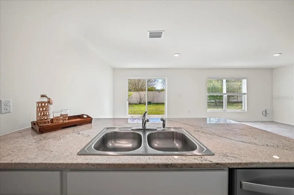 8471 Clearway Drive Wildwood FL 34785