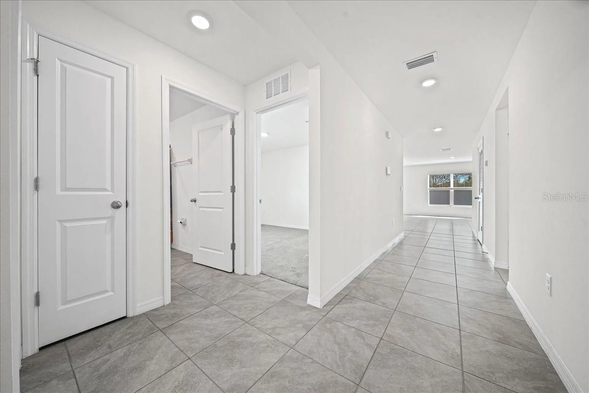 8471 Clearway Drive Wildwood FL 34785