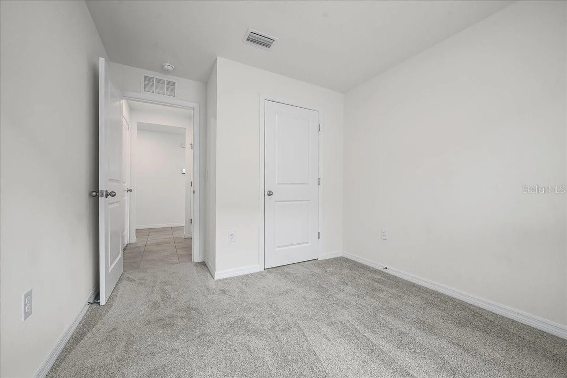 8471 Clearway Drive Wildwood FL 34785
