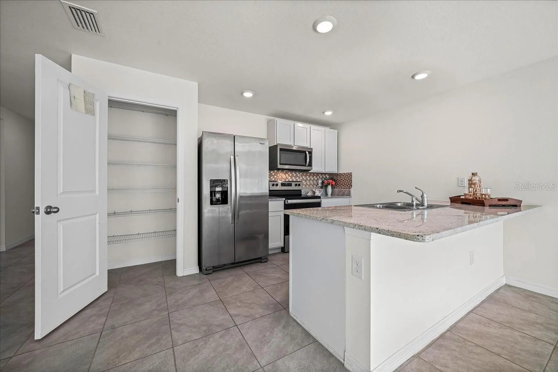 8471 Clearway Drive Wildwood FL 34785