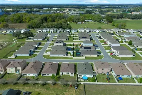 8471 Clearway Drive Wildwood FL 34785