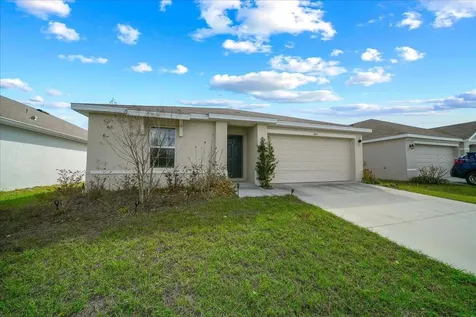 8471 Clearway Drive Wildwood FL 34785