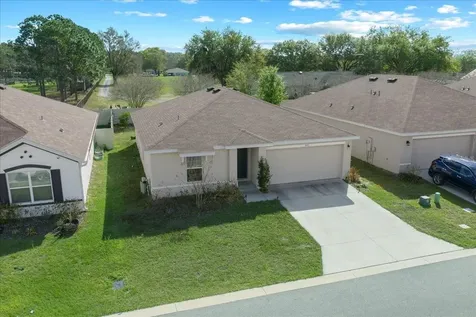 8471 Clearway Drive Wildwood FL 34785