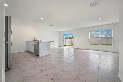8471 Clearway Drive Wildwood FL 34785