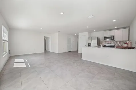 8471 Clearway Drive Wildwood FL 34785