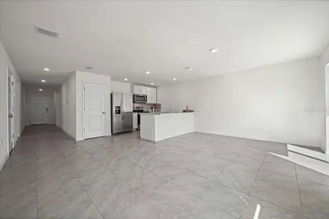 8471 Clearway Drive Wildwood FL 34785