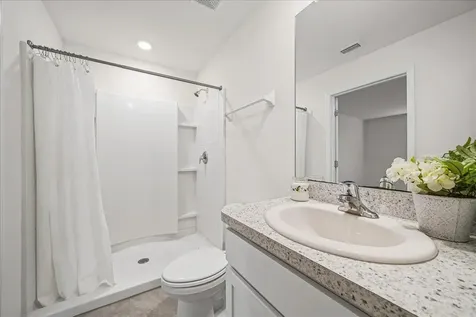 8471 Clearway Drive Wildwood FL 34785