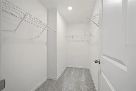 8471 Clearway Drive Wildwood FL 34785