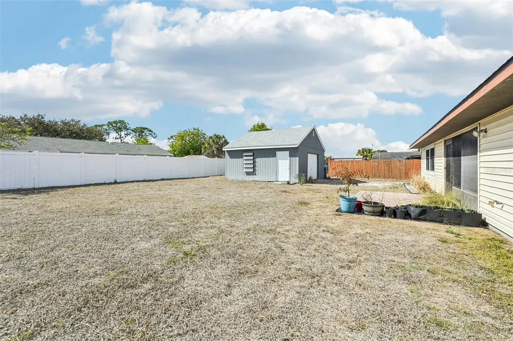 8635 Chesebro Avenue North Port FL 34287