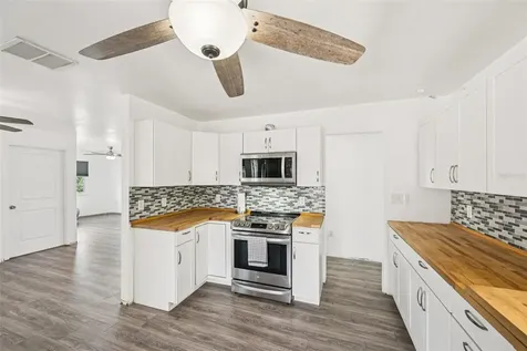 8635 Chesebro Avenue North Port FL 34287