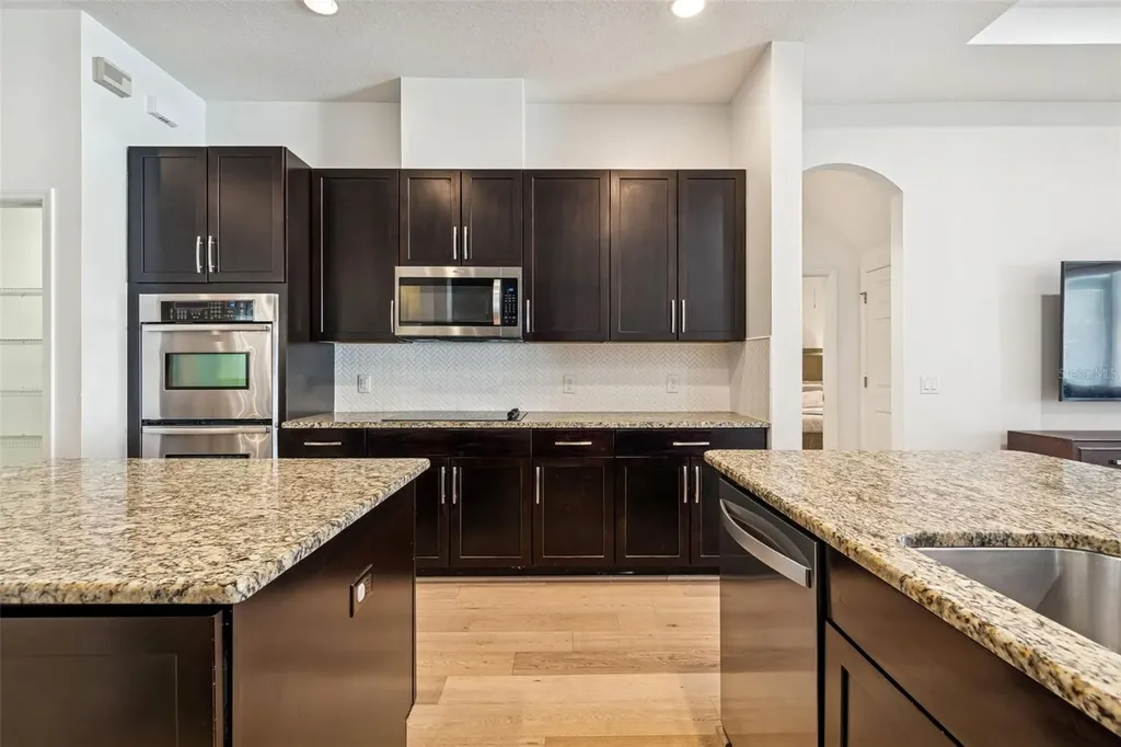 32613 Summerglade Drive Wesley Chapel FL 33545