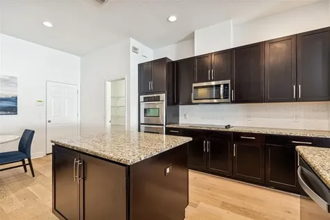 32613 Summerglade Drive Wesley Chapel FL 33545