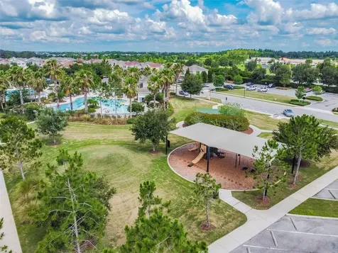 32613 Summerglade Drive Wesley Chapel FL 33545