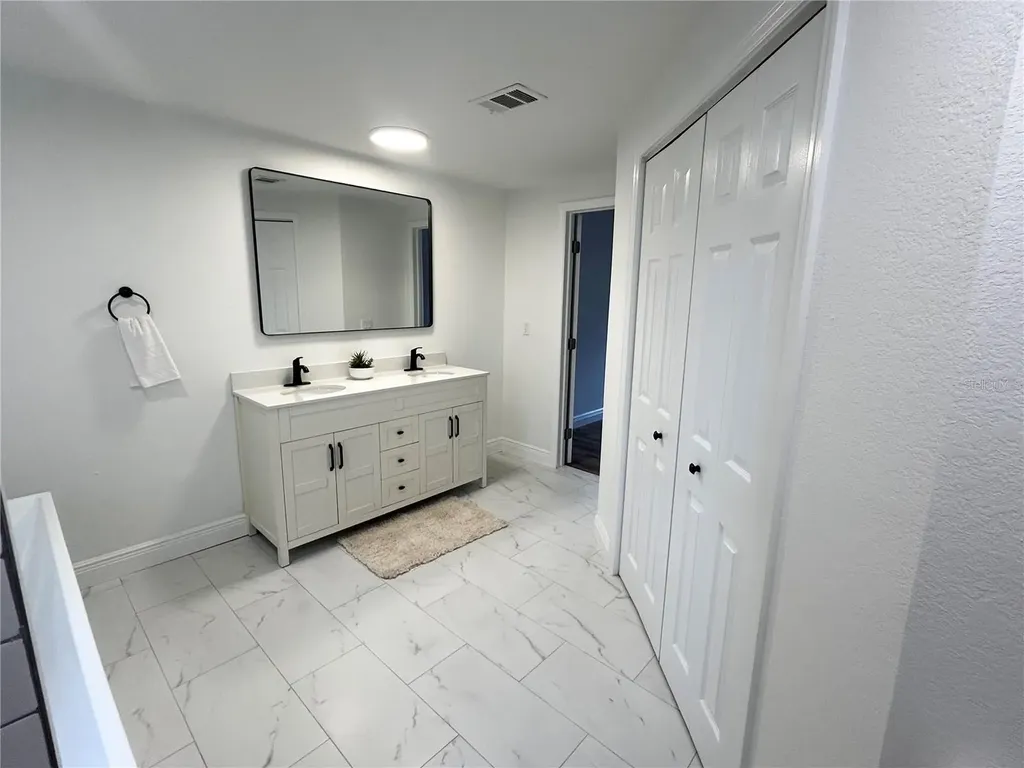 370 Cameron Street Mulberry FL 33860