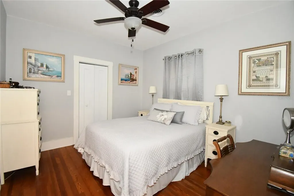 1245 N Alexander Street Mount Dora FL 32757
