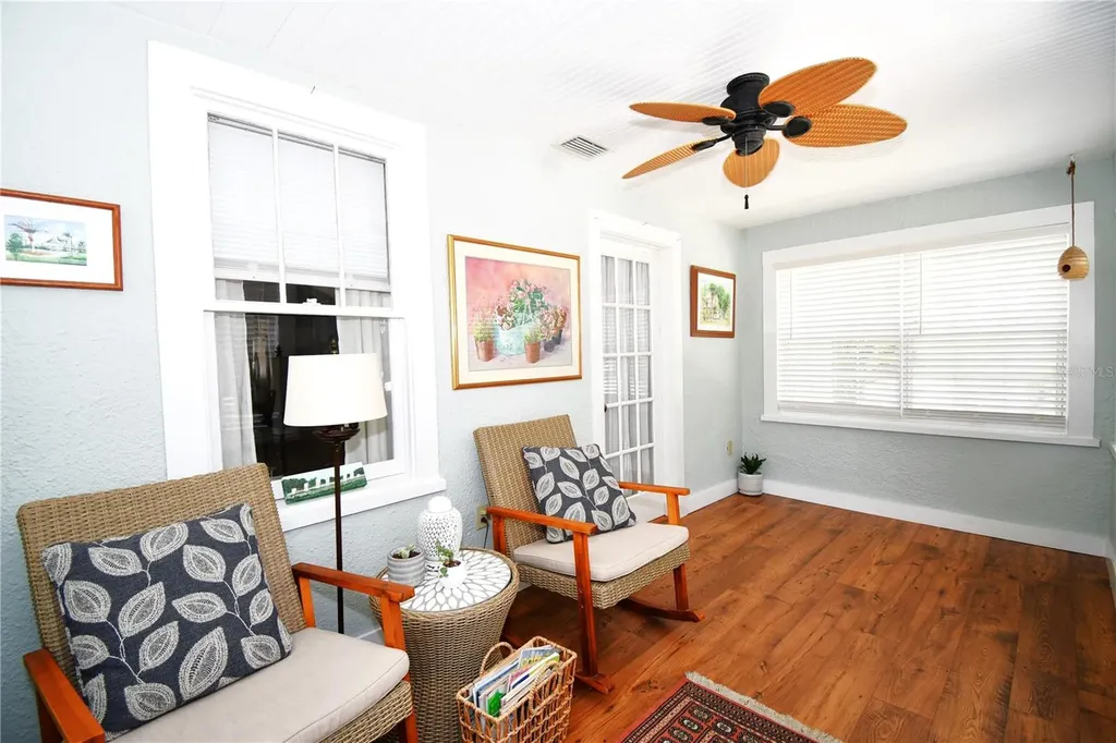 1245 N Alexander Street Mount Dora FL 32757